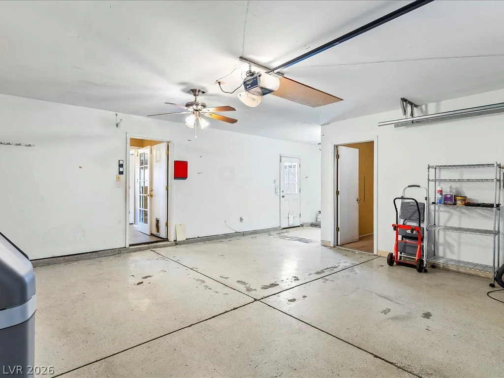 7474 Puritan, Las Vegas, NV 89123
