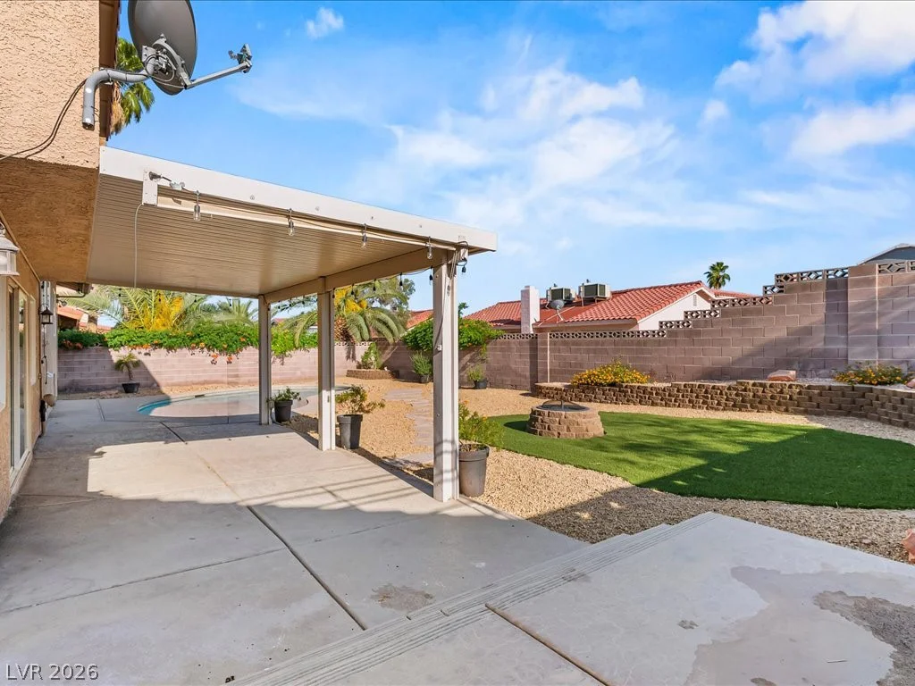 7474 Puritan, Las Vegas, NV 89123