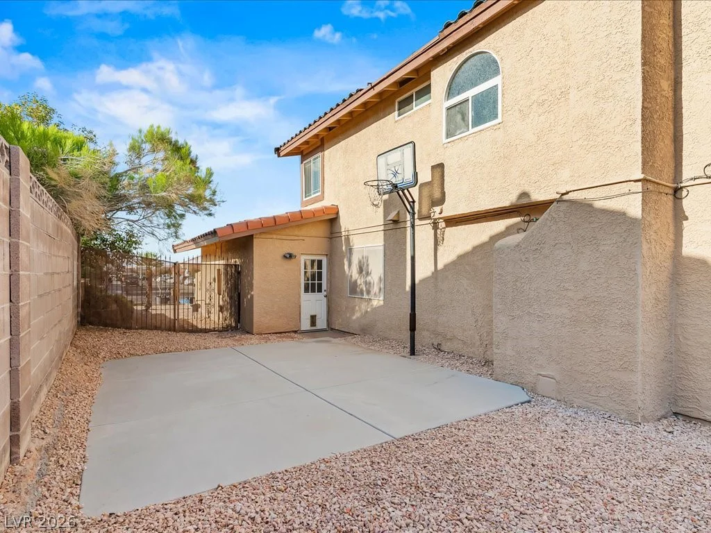 7474 Puritan, Las Vegas, NV 89123