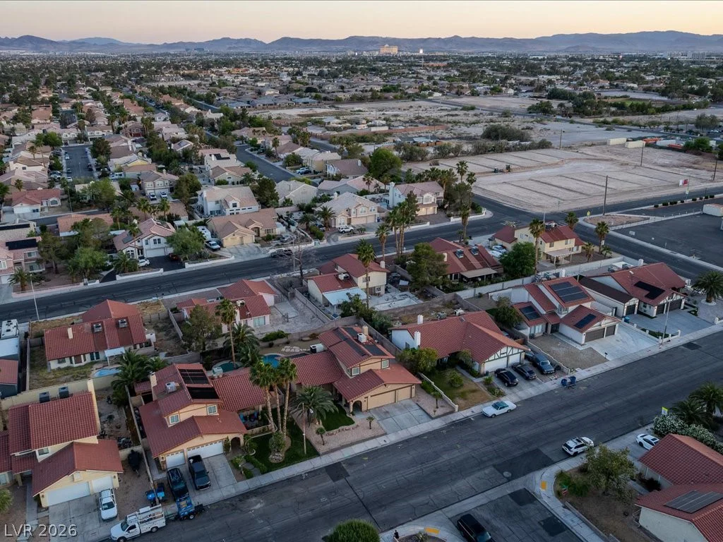 7474 Puritan, Las Vegas, NV 89123