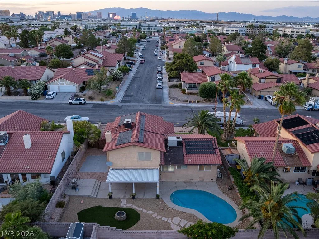 7474 Puritan, Las Vegas, NV 89123