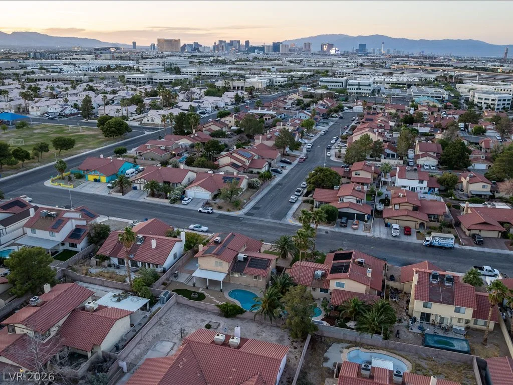 7474 Puritan, Las Vegas, NV 89123