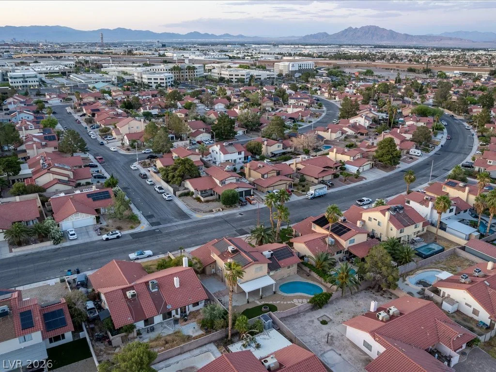 7474 Puritan, Las Vegas, NV 89123