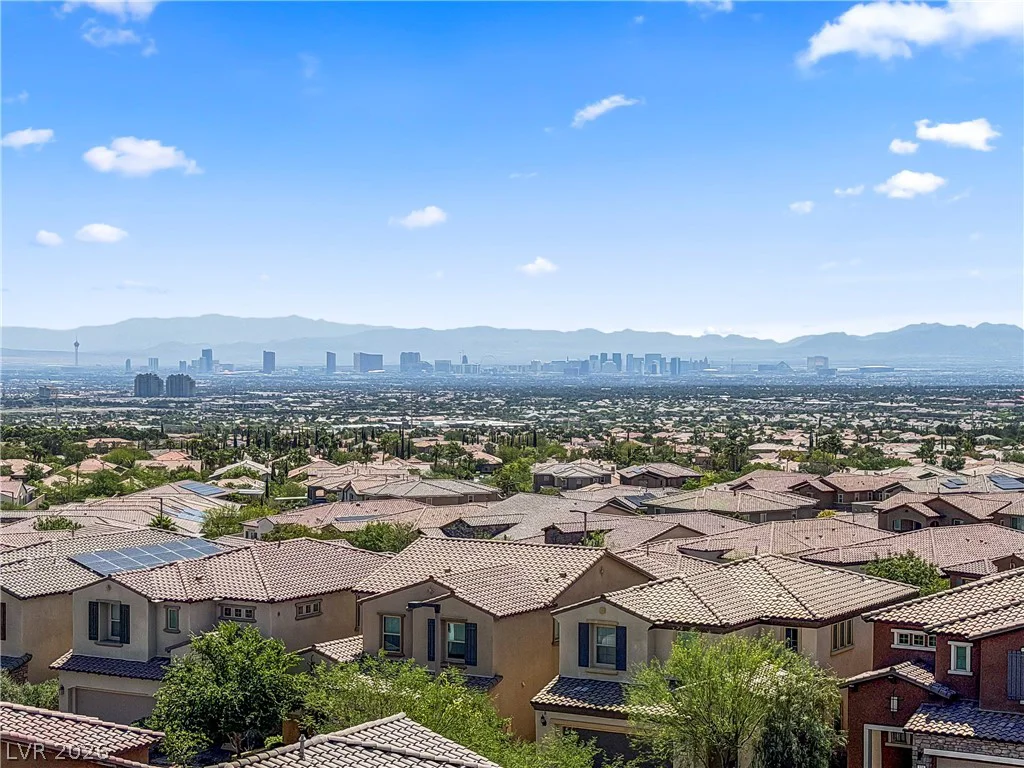 180 Petaluma Valley, Las Vegas, NV 89138