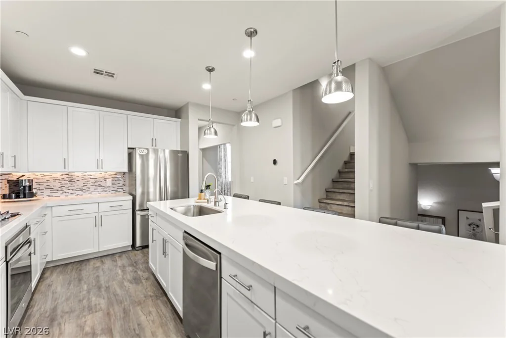 180 Petaluma Valley, Las Vegas, NV 89138
