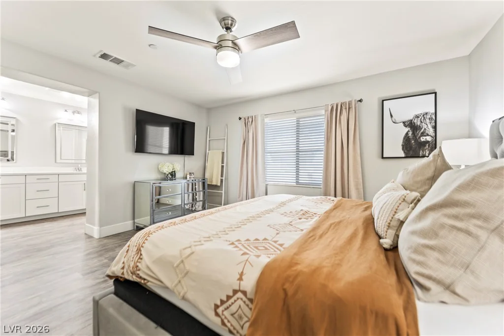 180 Petaluma Valley, Las Vegas, NV 89138