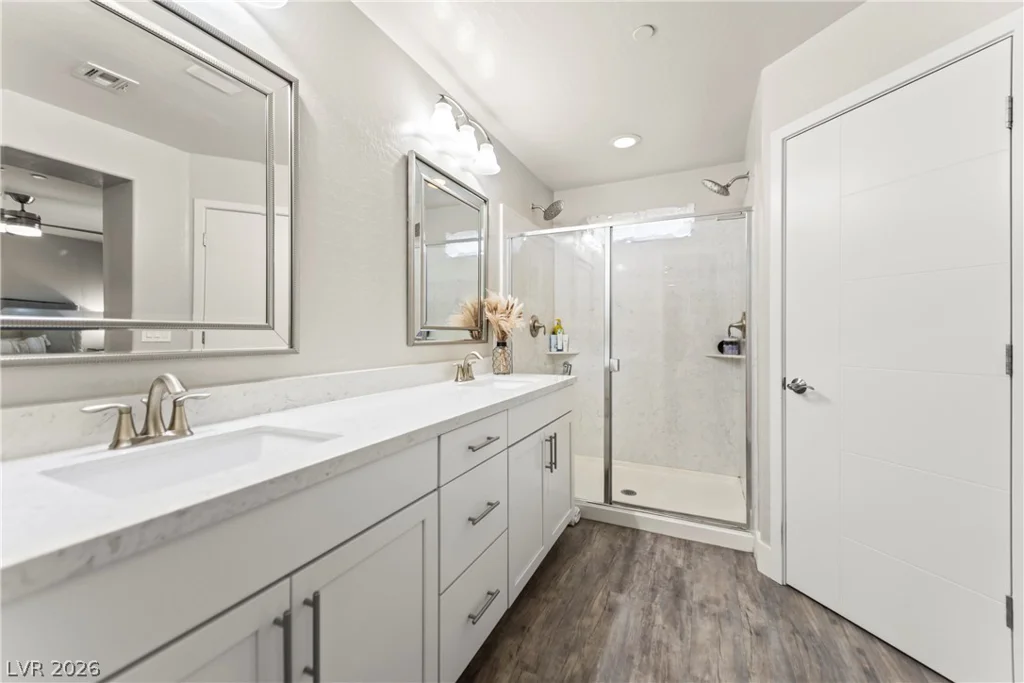 180 Petaluma Valley, Las Vegas, NV 89138