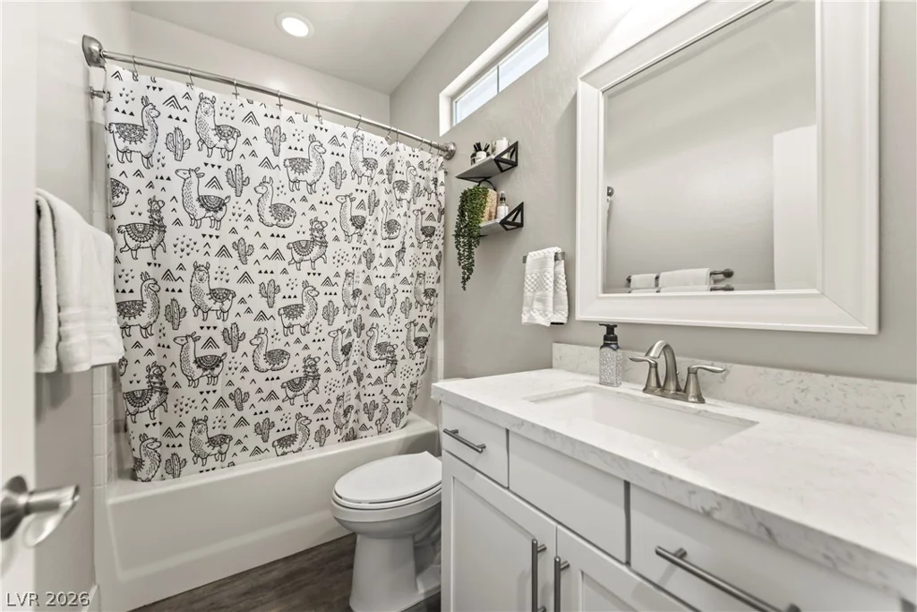 180 Petaluma Valley, Las Vegas, NV 89138