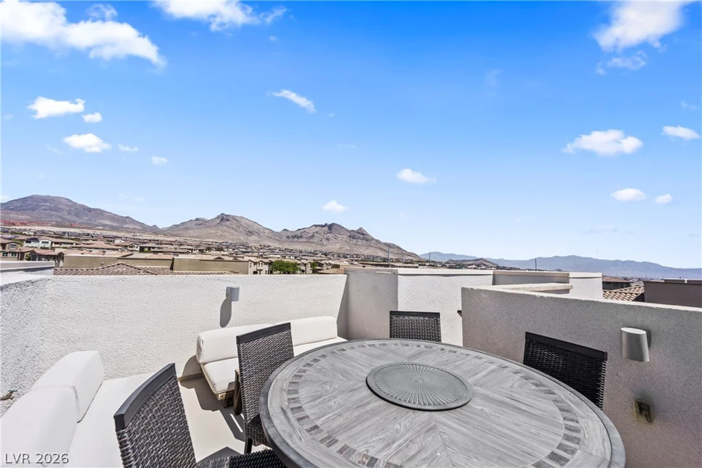 180 Petaluma Valley, Las Vegas, NV 89138