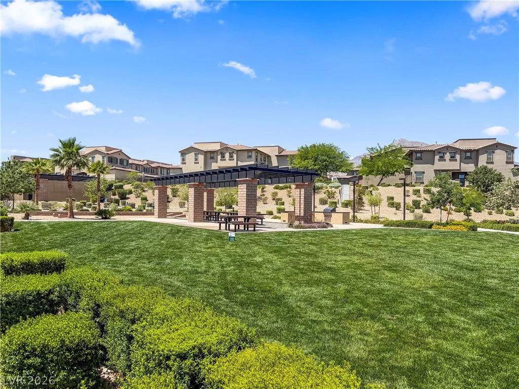 180 Petaluma Valley, Las Vegas, NV 89138
