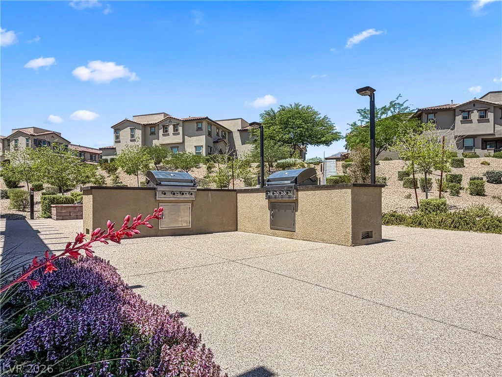 180 Petaluma Valley, Las Vegas, NV 89138