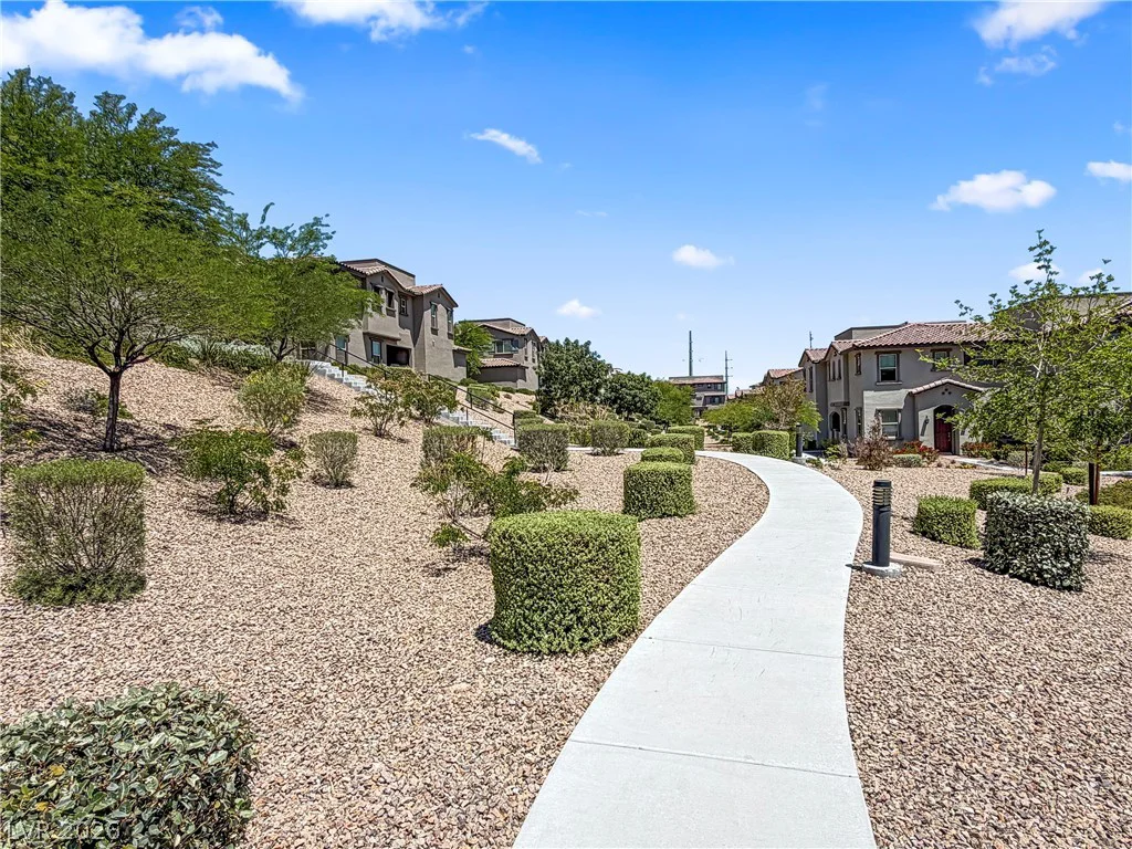 180 Petaluma Valley, Las Vegas, NV 89138