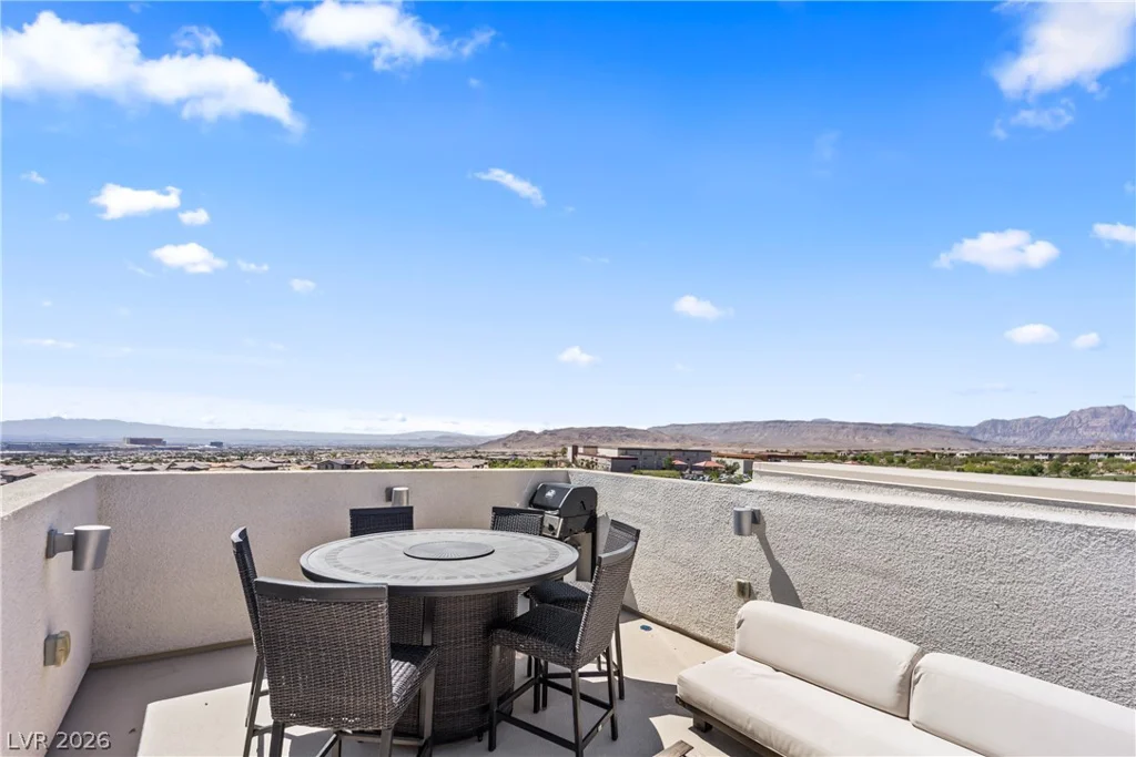180 Petaluma Valley, Las Vegas, NV 89138