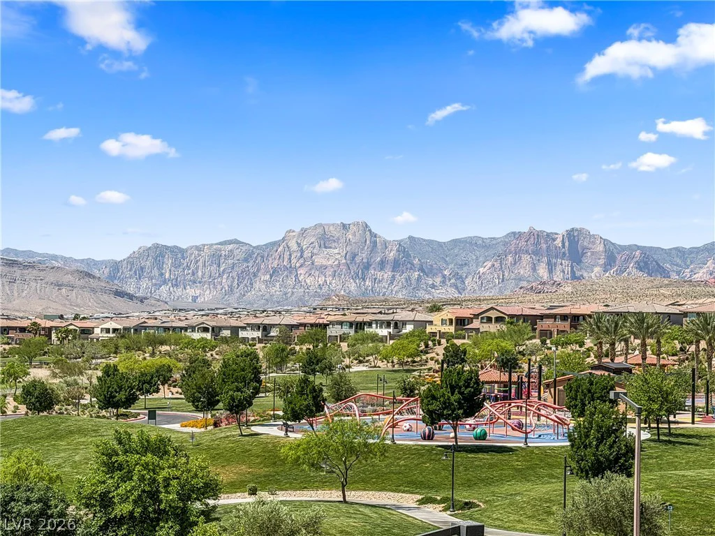 180 Petaluma Valley, Las Vegas, NV 89138