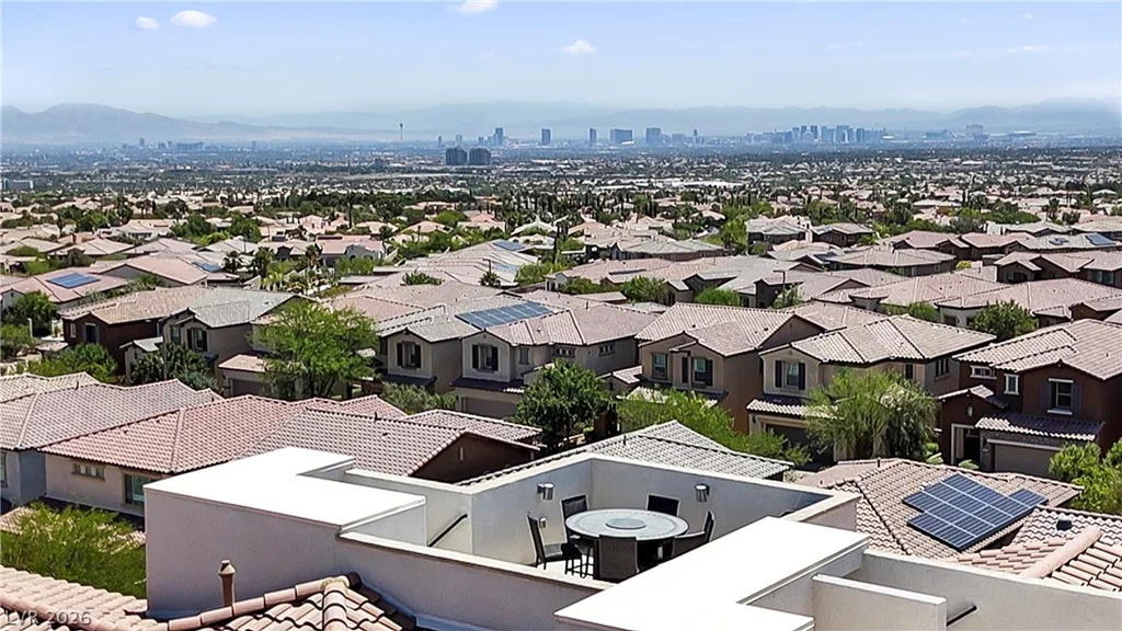 180 Petaluma Valley, Las Vegas, NV 89138