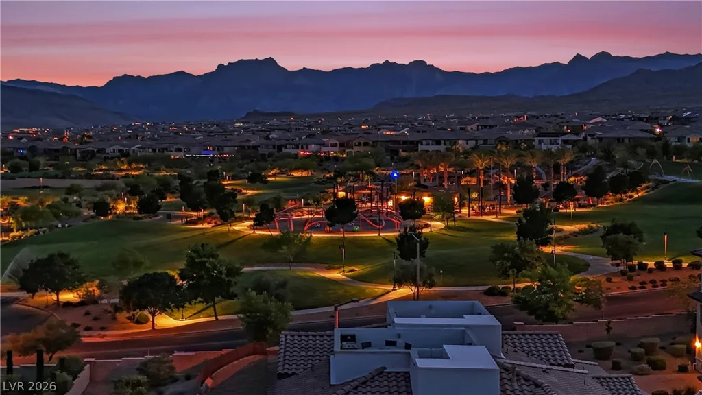 180 Petaluma Valley, Las Vegas, NV 89138