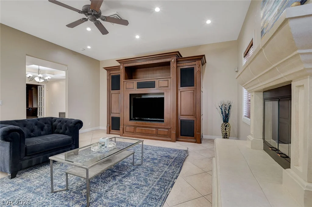 6180 El Camino, Las Vegas, NV 89118
