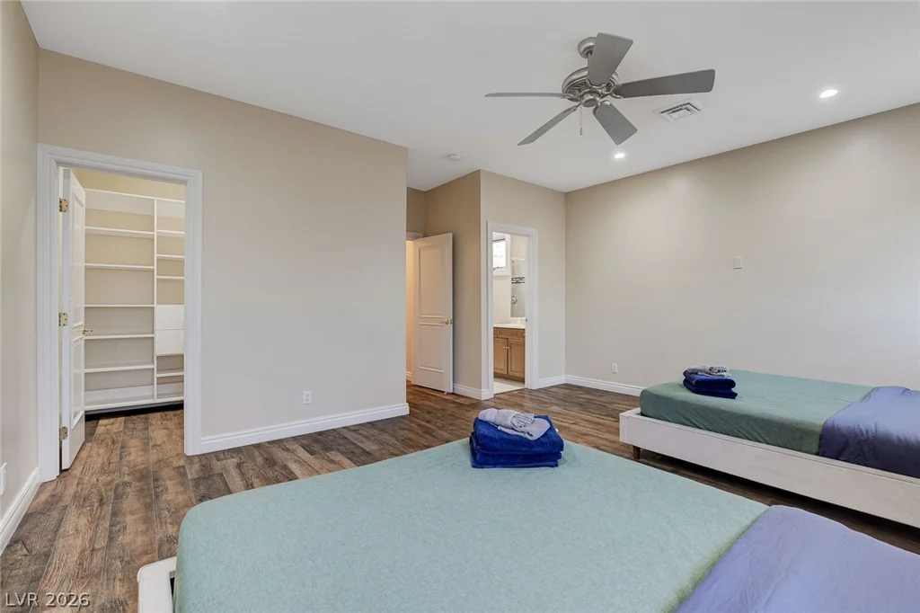 6180 El Camino, Las Vegas, NV 89118