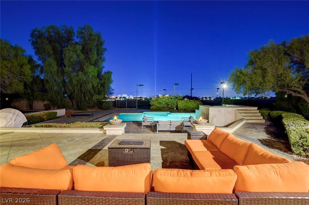 6180 El Camino, Las Vegas, NV 89118