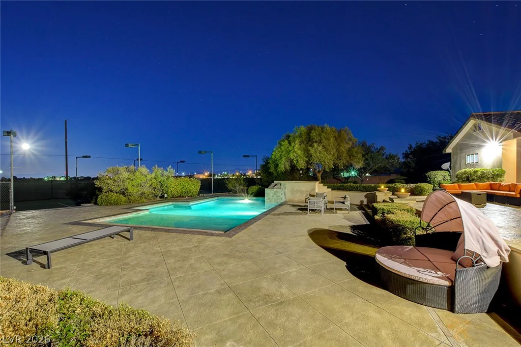 6180 El Camino, Las Vegas, NV 89118