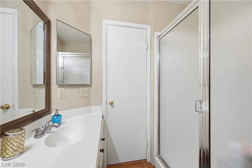 6952 Rusty Nail, Las Vegas, NV 89119
