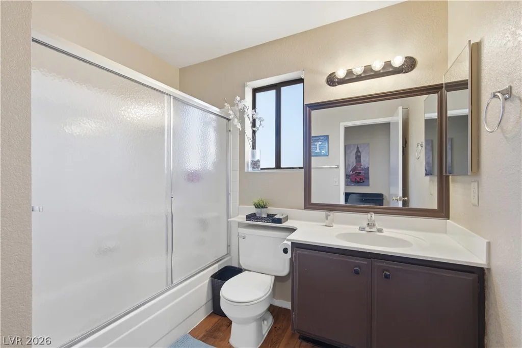 6952 Rusty Nail, Las Vegas, NV 89119