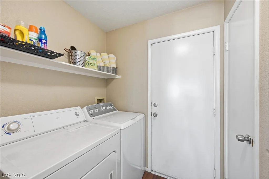6952 Rusty Nail, Las Vegas, NV 89119