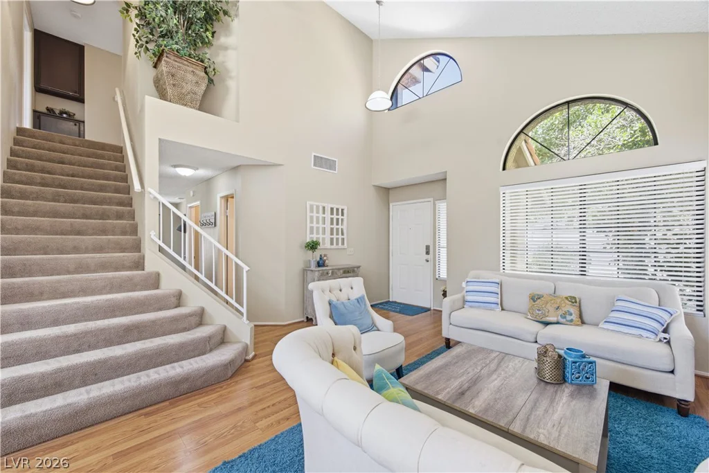 6952 Rusty Nail, Las Vegas, NV 89119