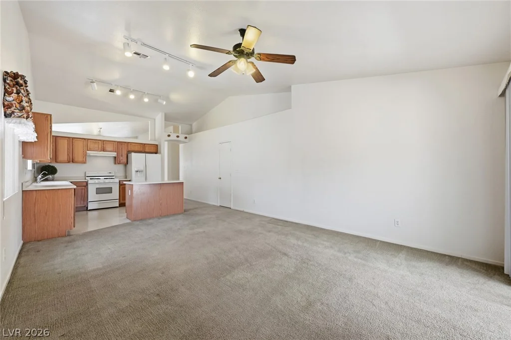 885 Cozy Valley, Henderson, NV 89015