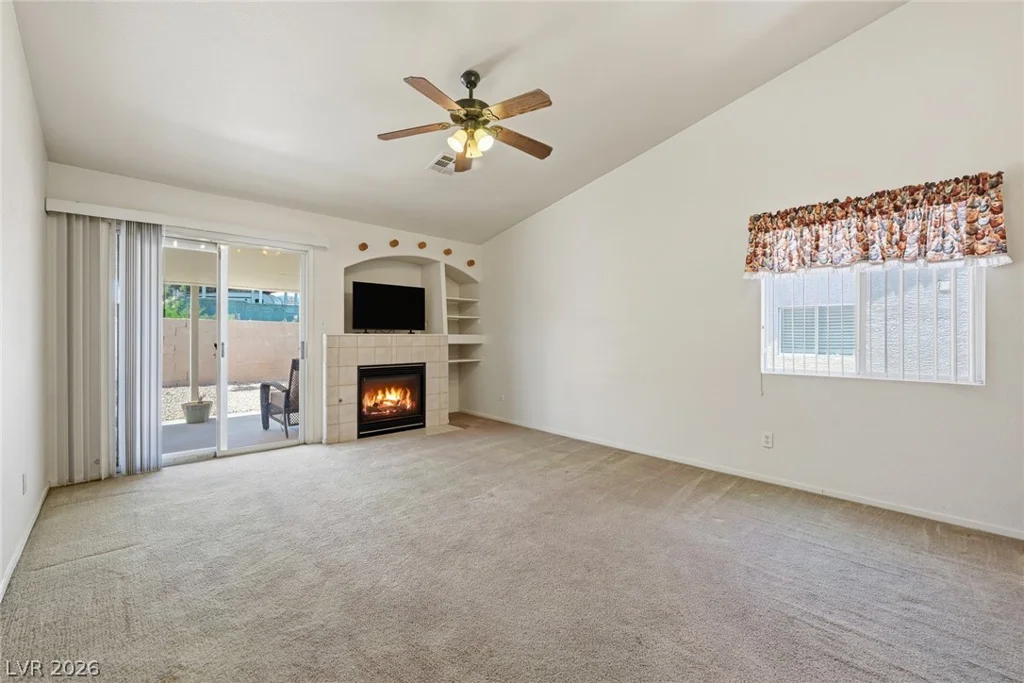 885 Cozy Valley, Henderson, NV 89015
