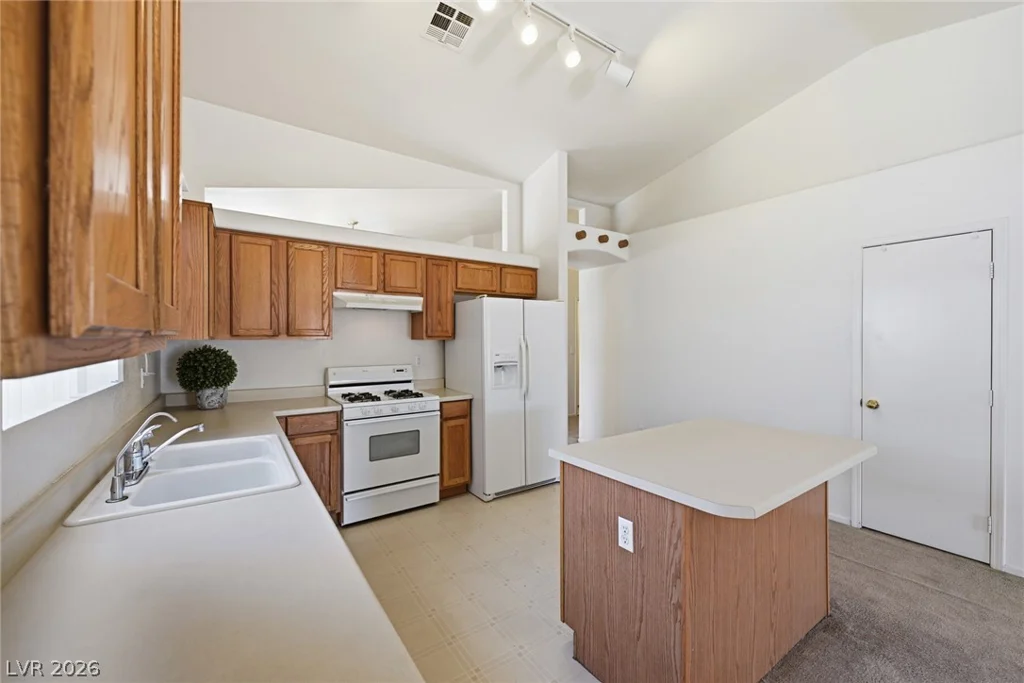 885 Cozy Valley, Henderson, NV 89015