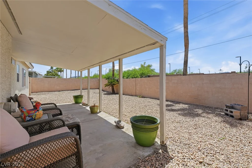 885 Cozy Valley, Henderson, NV 89015