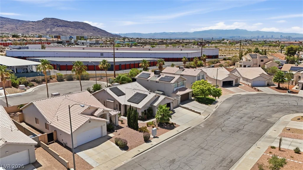 885 Cozy Valley, Henderson, NV 89015