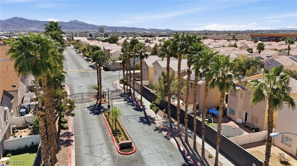 885 Cozy Valley, Henderson, NV 89015