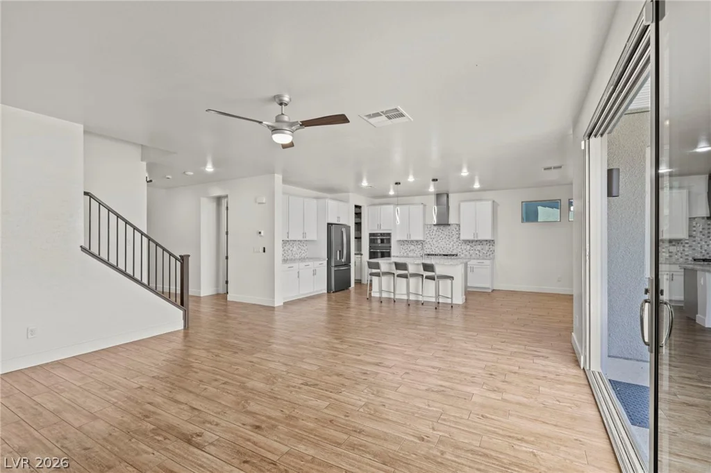 8320 Carabiner, Las Vegas, NV 89166