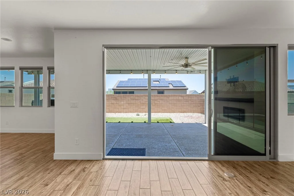 8320 Carabiner, Las Vegas, NV 89166