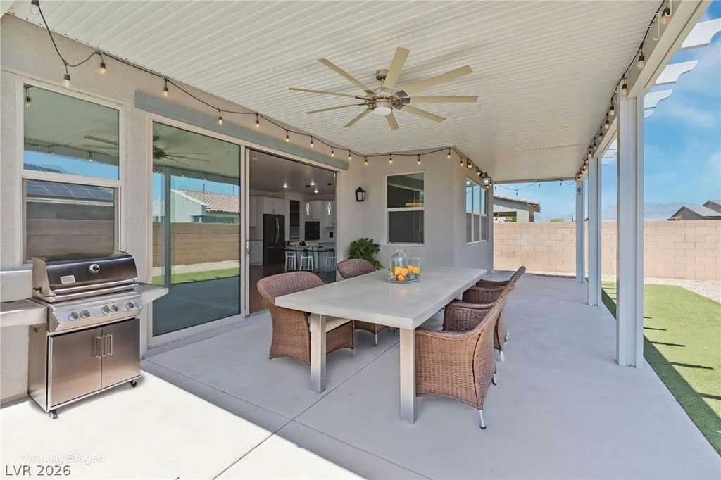 8320 Carabiner, Las Vegas, NV 89166