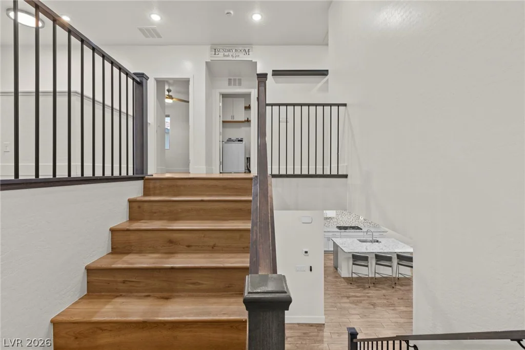 8320 Carabiner, Las Vegas, NV 89166