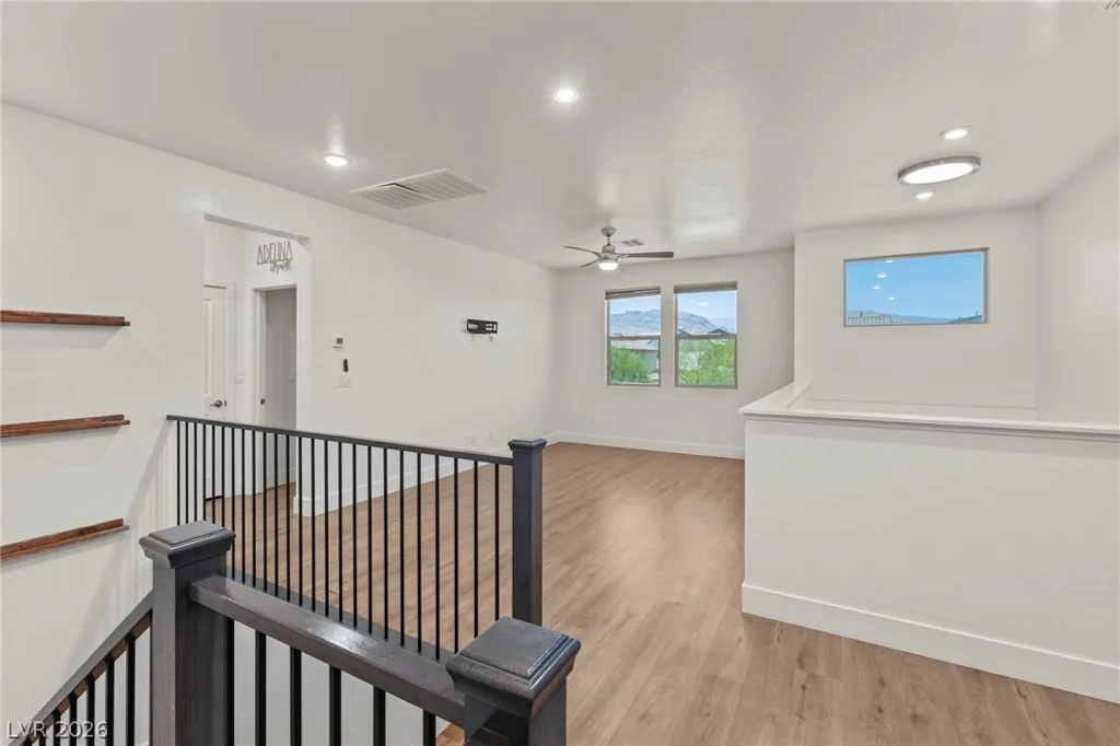 8320 Carabiner, Las Vegas, NV 89166