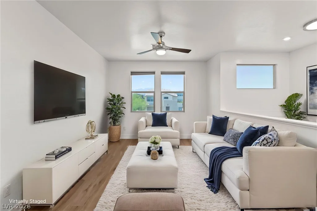 8320 Carabiner, Las Vegas, NV 89166