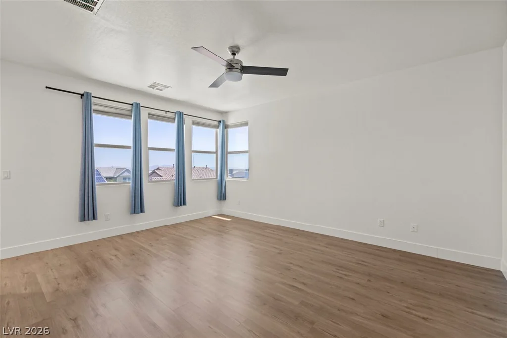 8320 Carabiner, Las Vegas, NV 89166