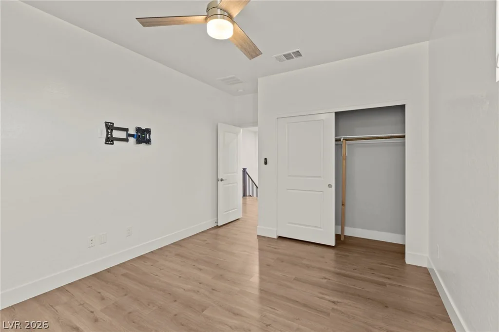 8320 Carabiner, Las Vegas, NV 89166
