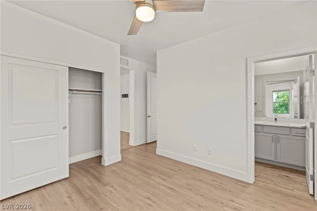 8320 Carabiner, Las Vegas, NV 89166