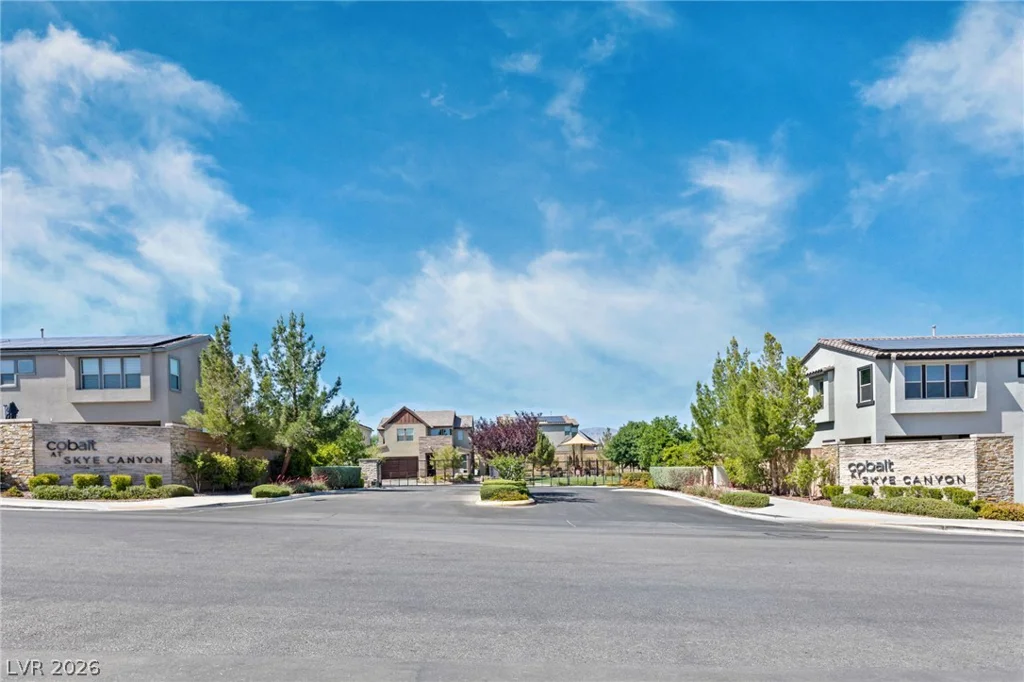 8320 Carabiner, Las Vegas, NV 89166