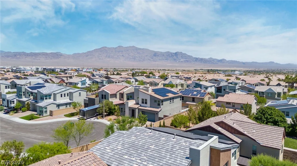 8320 Carabiner, Las Vegas, NV 89166