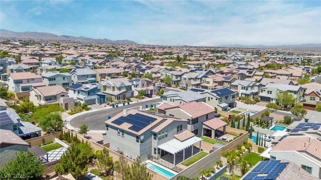 8320 Carabiner, Las Vegas, NV 89166