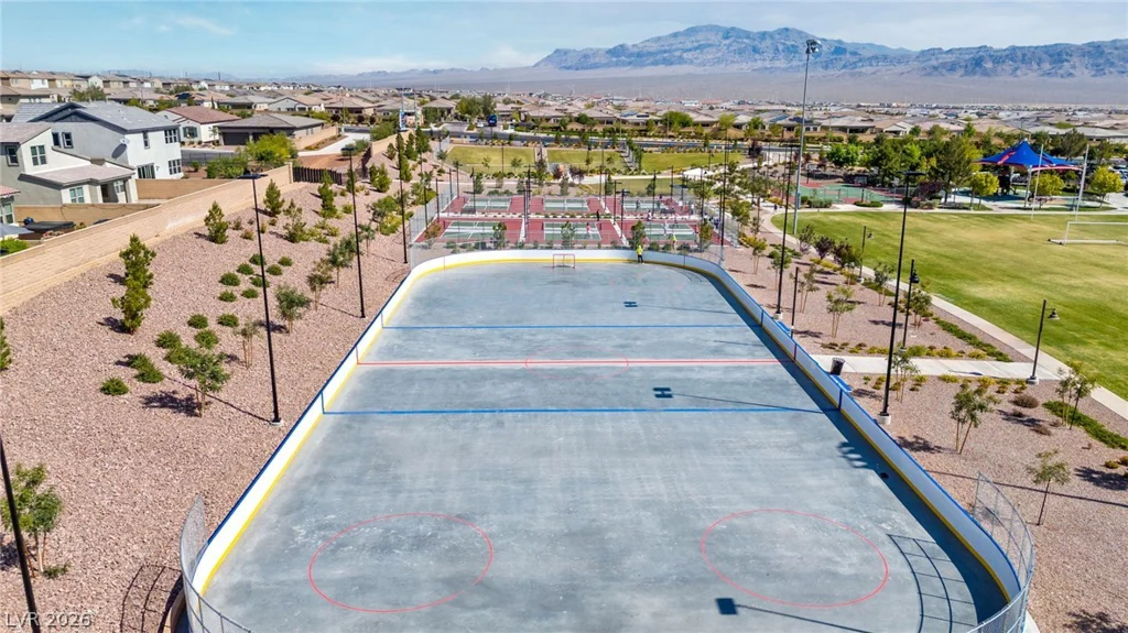 8320 Carabiner, Las Vegas, NV 89166