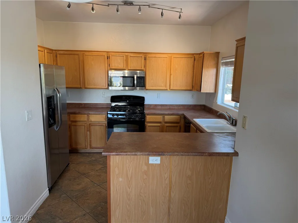 3805 Juno Beach, Las Vegas, NV 89129