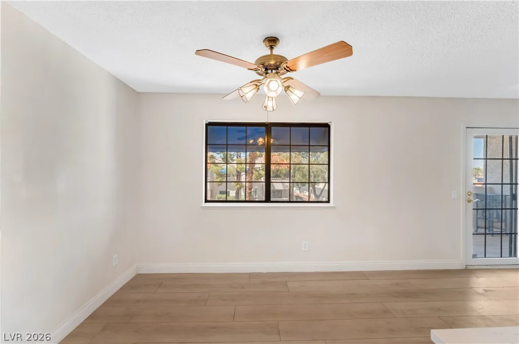 101 Luna, Las Vegas, NV 89145