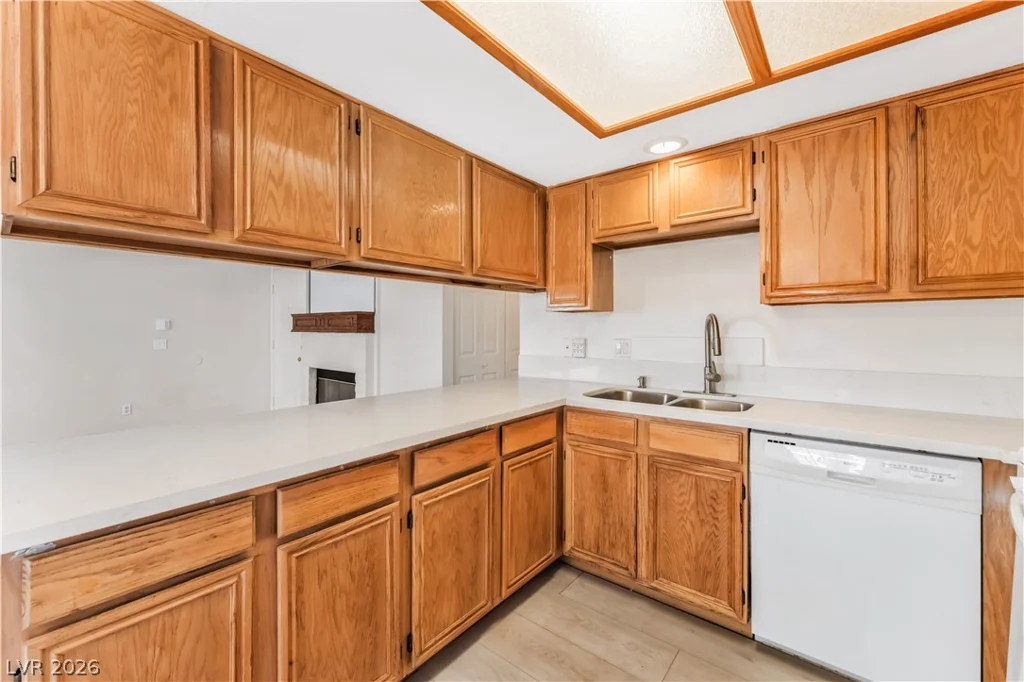 101 Luna, Las Vegas, NV 89145